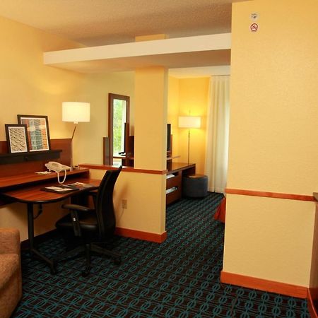 Fairfield Inn & Suites Traverse Stadt Exterior foto