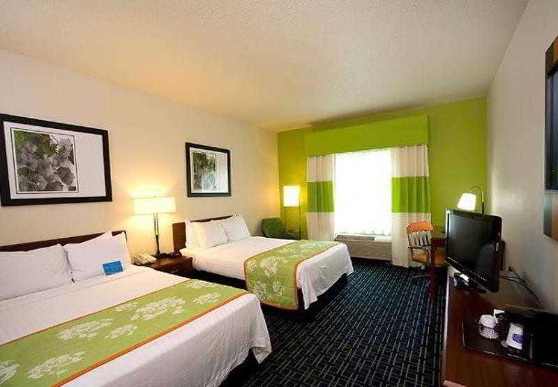 Fairfield Inn & Suites Traverse Stadt Exterior foto