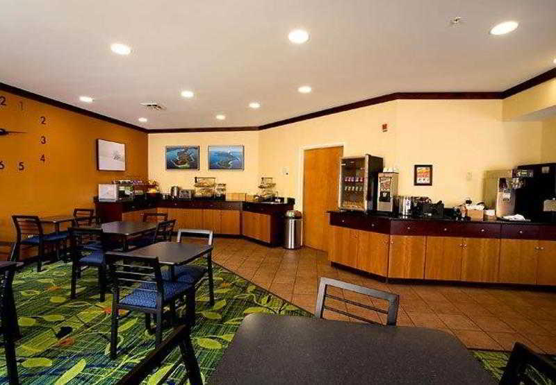 Fairfield Inn & Suites Traverse Stadt Exterior foto